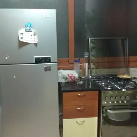 بيت ضيافة Affitta Da Marcello *